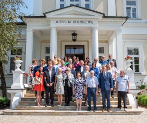 Odsłonięcie tablicy poświęconej doktorowi Pawłowi Olszewskiemu