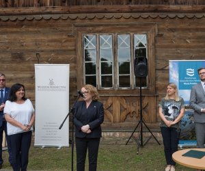 Fotorelacja z podsumowania inwestycji "Remont młyńskiego zbiornika wodnego" połączonego z konferencją "Hydrologiczne uwarunkowania zbiorników wodnych w Województwie Podlaskim"