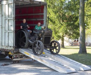 Zbiory muzeum powiększone o kolejny zabytkowy ciągnik - Case 10-18 z 1920 r.