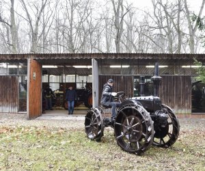 LANZ ACKER-BULLDOG HP 12 KNICKLENKER JUŻ W MUZEUM