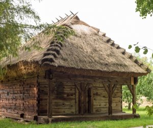 LEKCJE MUZEALNE Z DZIEDZINY DREWNIANEGO BUDOWNICTWA WIEJSKIEGO