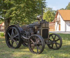 Zbiory muzeum powiększone o kolejny zabytkowy ciągnik - Case 10-18 z 1920 r.