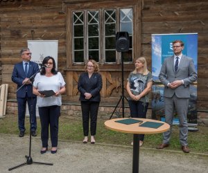 Fotorelacja z podsumowania inwestycji "Remont młyńskiego zbiornika wodnego" połączonego z konferencją "Hydrologiczne uwarunkowania zbiorników wodnych w Województwie Podlaskim"