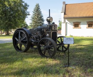 Zbiory muzeum powiększone o kolejny zabytkowy ciągnik - Case 10-18 z 1920 r.