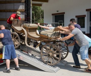 Konserwacja zabytkowych pojazdów zaprzęgowych ze zbiorów Muzeum Rolnictwa im. ks. Krzysztofa Kluka w Ciechanowcu