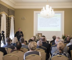 Fotorelacja ze spotkania poświęconego doktorowi Adamowi Wołkowi