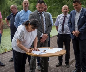 Fotorelacja z podsumowania inwestycji "Remont młyńskiego zbiornika wodnego" połączonego z konferencją "Hydrologiczne uwarunkowania zbiorników wodnych w Województwie Podlaskim"