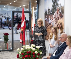 Dyrektor Dorota Łapiak odznaczona tytułem "Honorowy Obywatel Ciechanowca"