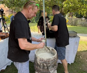 Warsztaty Tradycyjnego Wypieku Chleba - fotorelacja Warsztaty Tradycyjnego Wypieku Chleba - fotorelacja