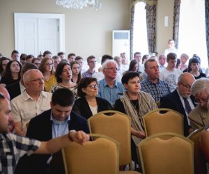 Konferencja historyczna "Chłopi na ziemiach dawnej Rzeczypospolitej do czasów uwłaszczenia"