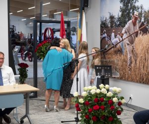 Dyrektor Dorota Łapiak odznaczona tytułem "Honorowy Obywatel Ciechanowca"