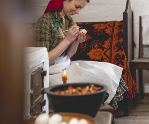 NIECOdziennik muzealny - Wielkanocny koszyk z symbolami