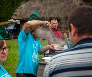 Jesień w polu i zagrodzie