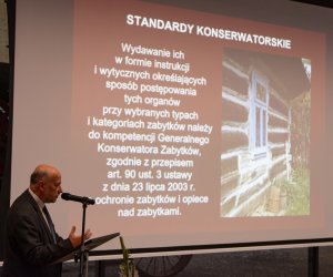 Konferencja naukowa "Standardy konserwatorskie jako kryterium działań w ochronie zabytków prowadzonych przez muzea na wolym powietrzu w Polsce" - 4-5 października 2022 r.